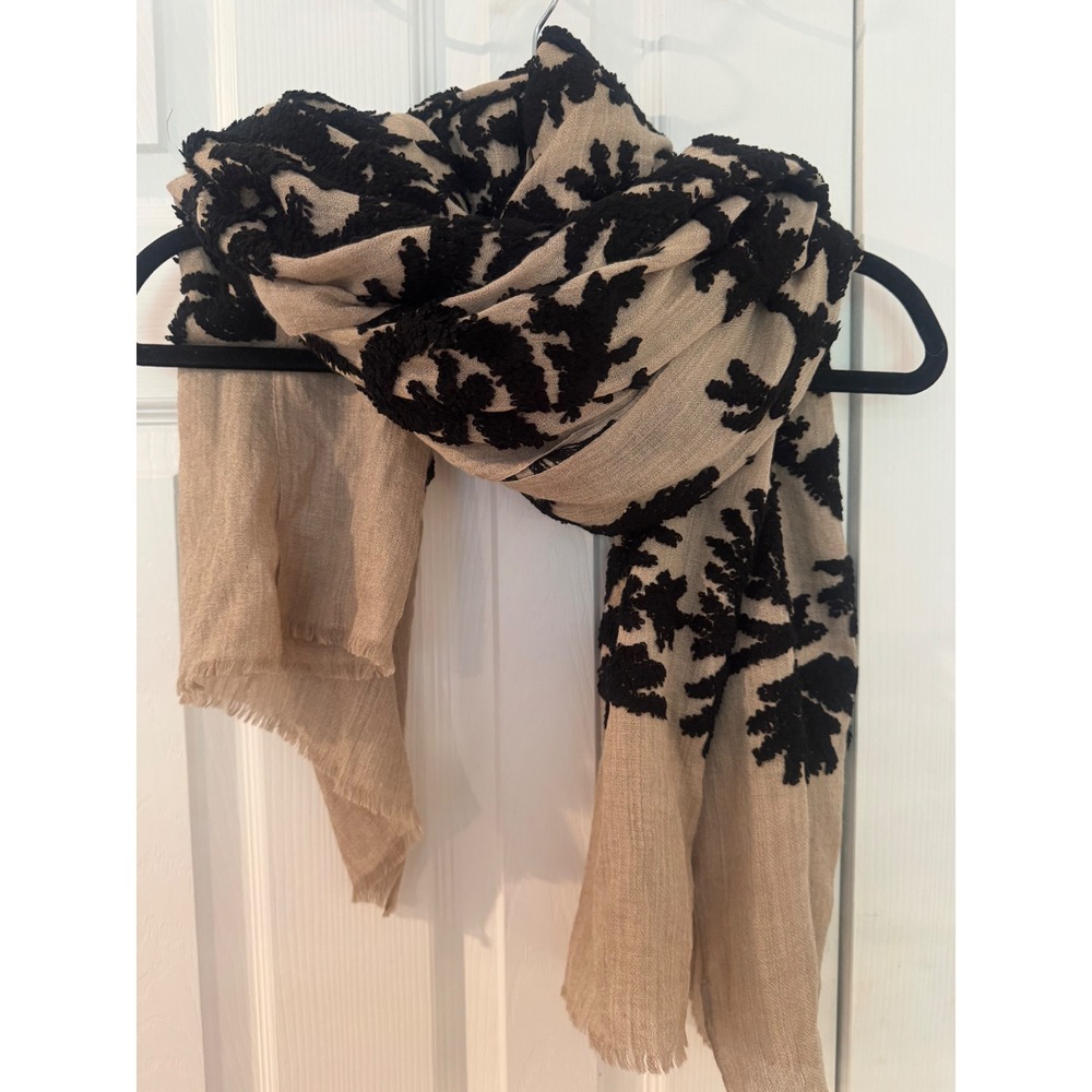 100% Cashmere Scarf Tan Black Embroidered Floral Textured Wrap Eyelash Fringe